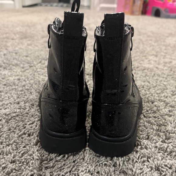 Girls Sparkly Black Combat Boots, size 2 - Picture 5 of 16